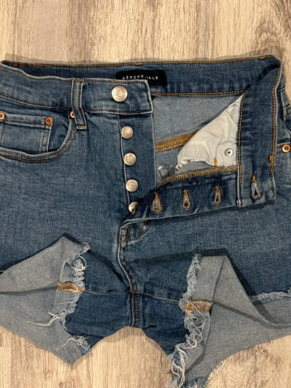 Aéropostale High-Rise Distressed Cuffed Denim Shorts Size 2